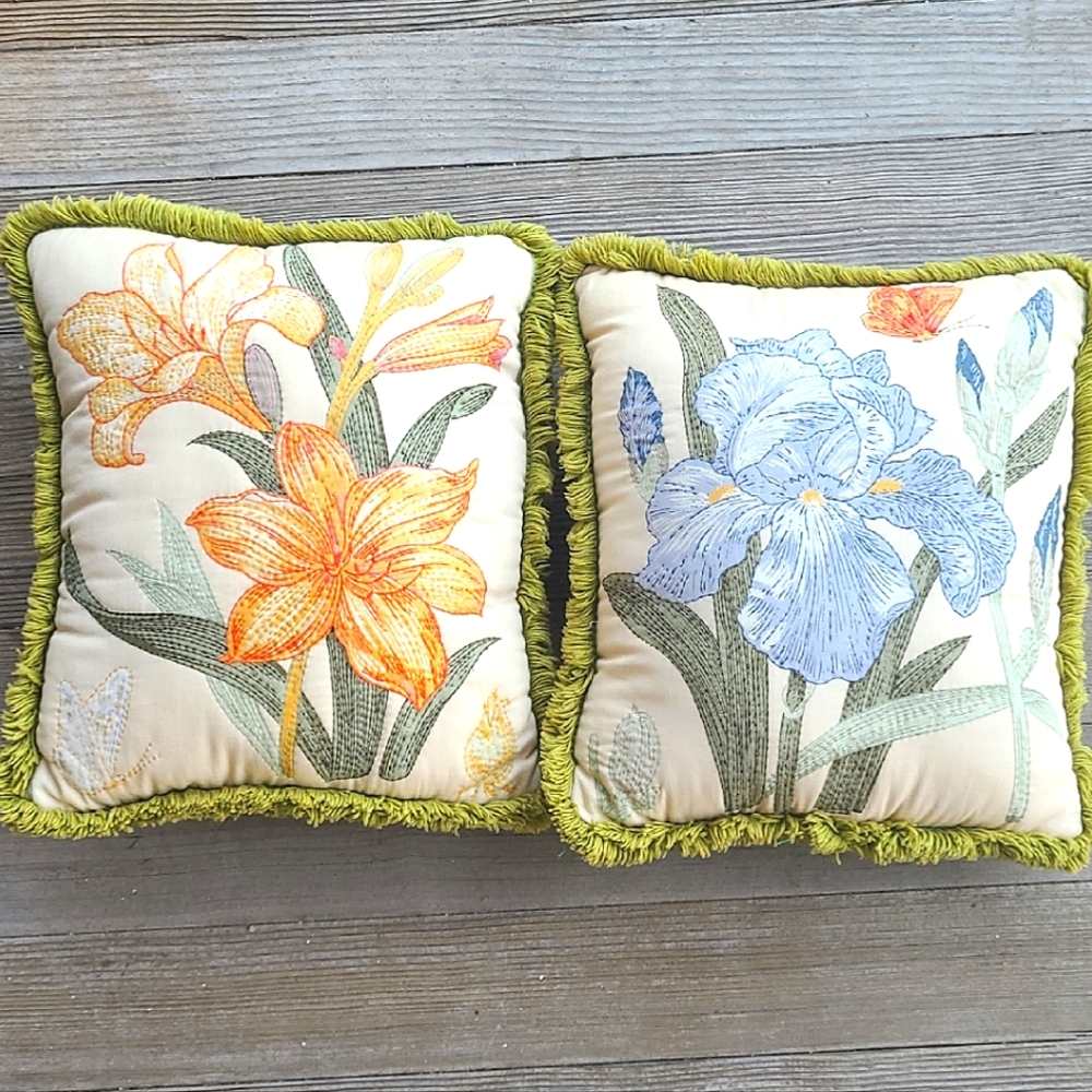 Pair of Vintage Hand-made Fringed Accent Pillows with Floral Design